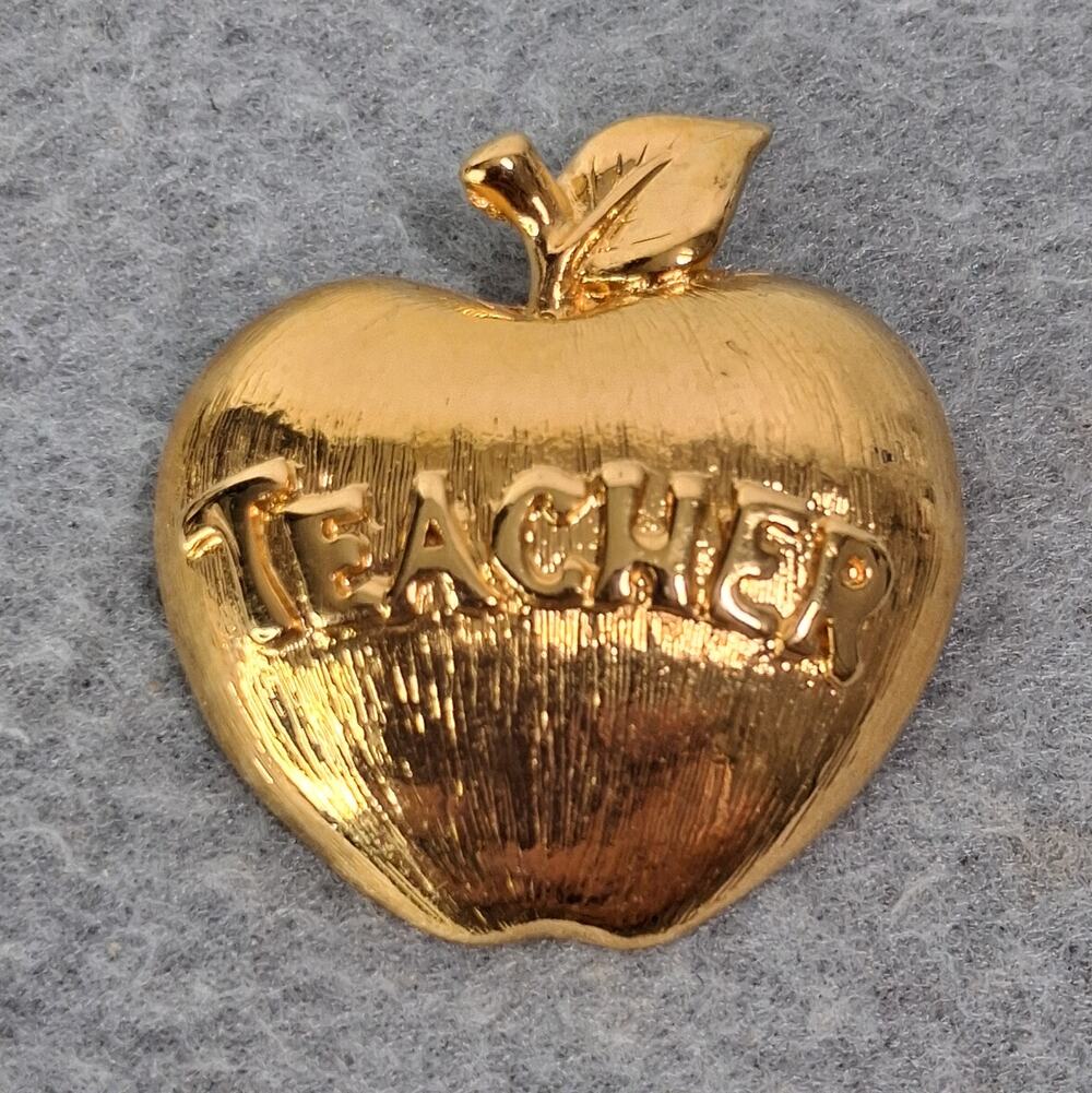 Napier Teacher Apple Pin Brooch Vintage Goldtone